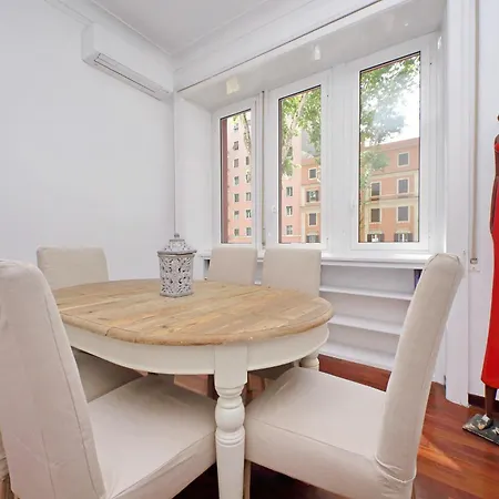 Apartment Charme E Style: Splendid With 2 Bedrooms
