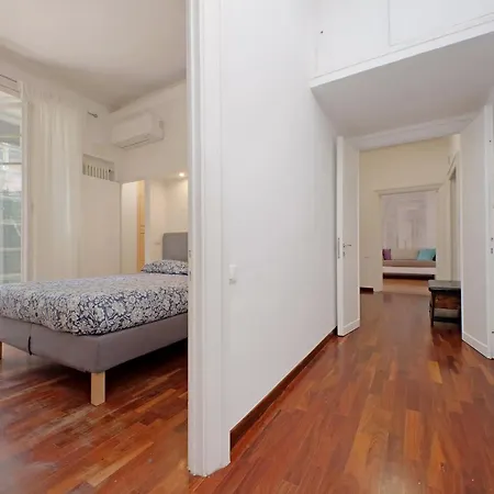 Charme E Style: Splendid With 2 Bedrooms *